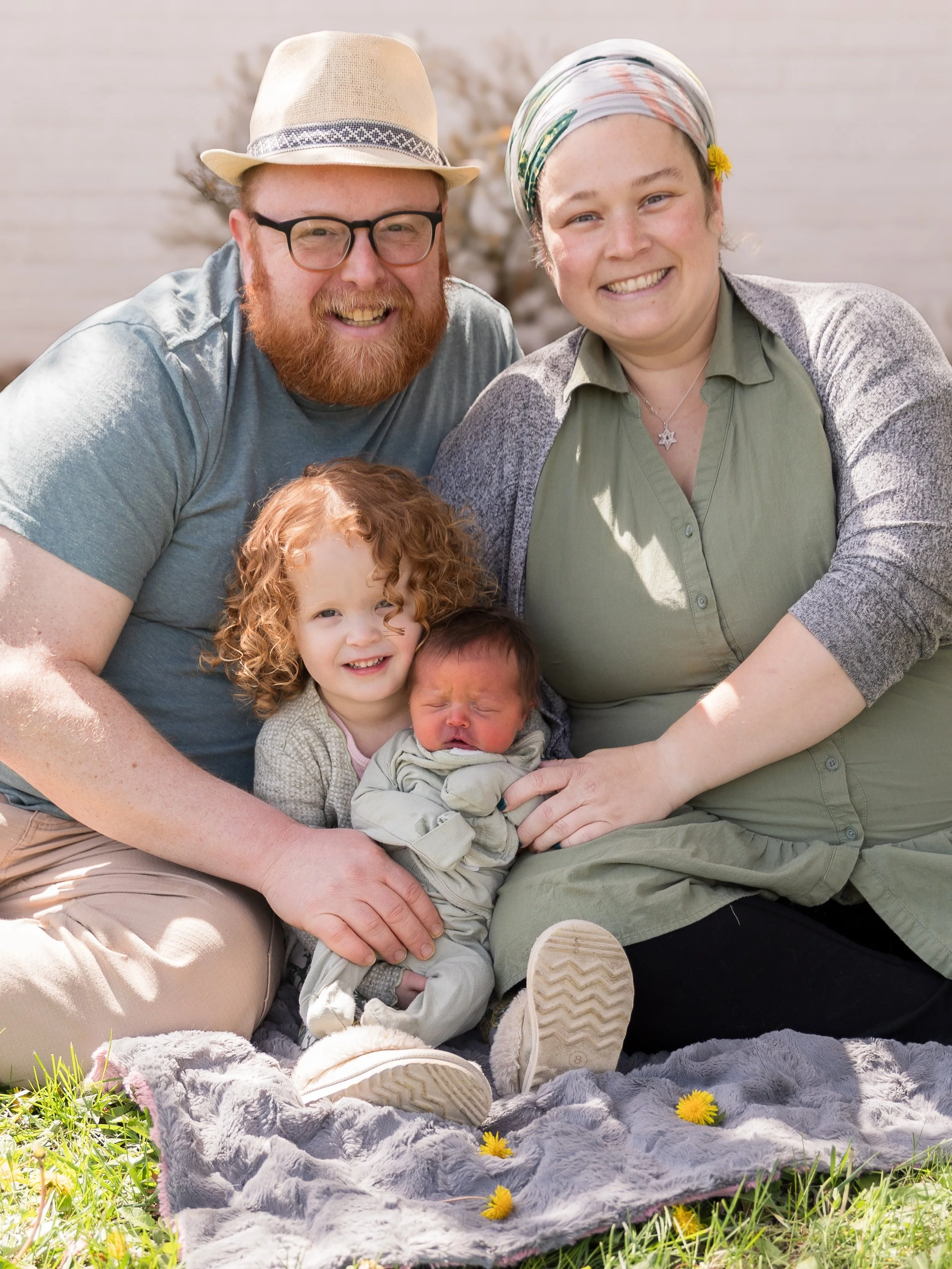 It's a girl party now 🩷🩷🩷

Love when clients come back to me as their family grows 🥹 it feels like yesterday that I was just swaddling big sis! Time flies, and this is why photos are so important. 

.

.

.
#newbornphotographers #oaklandcountypho