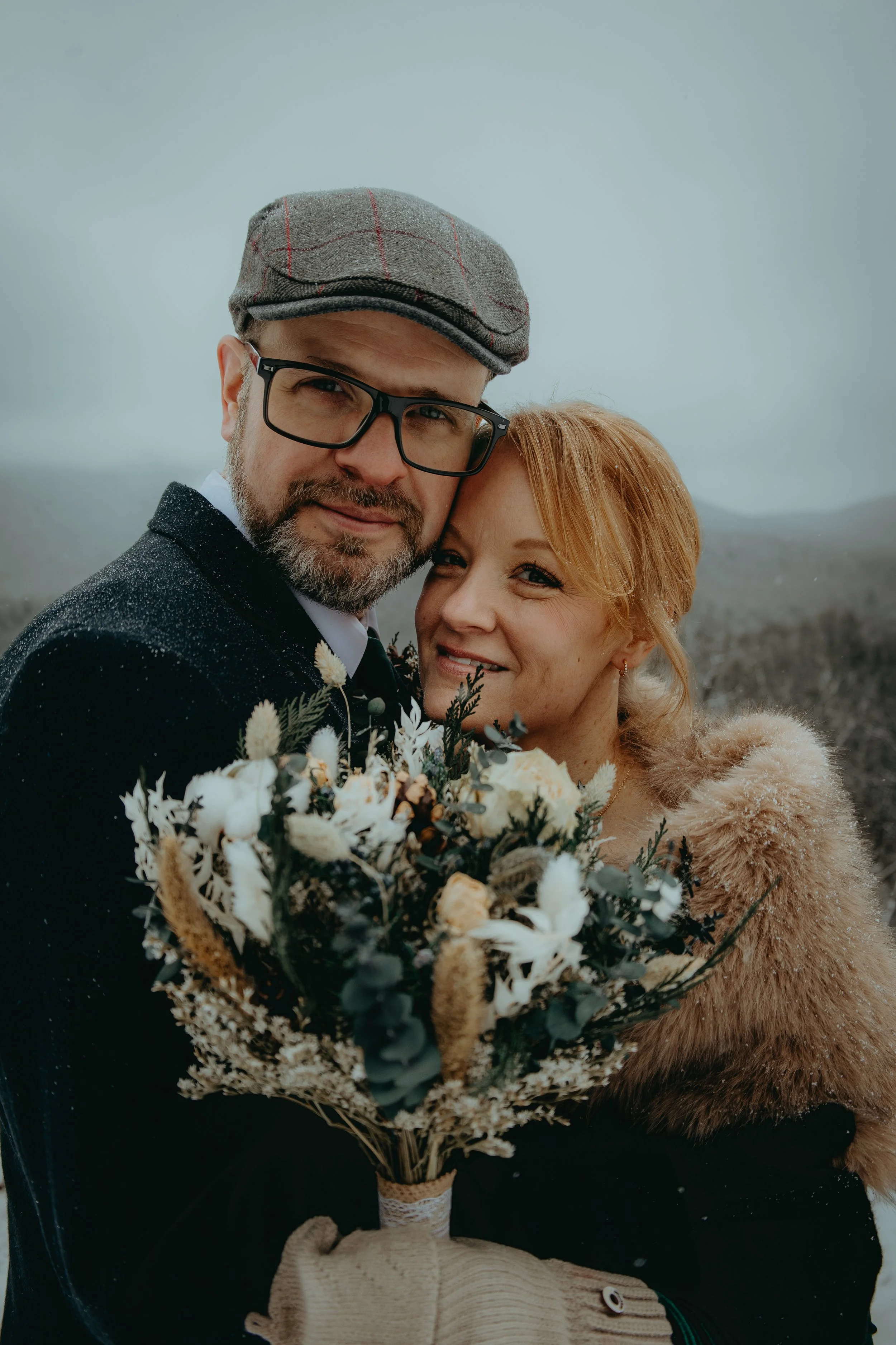 Small Weddings, Vow renewals, Engagements, Elopements