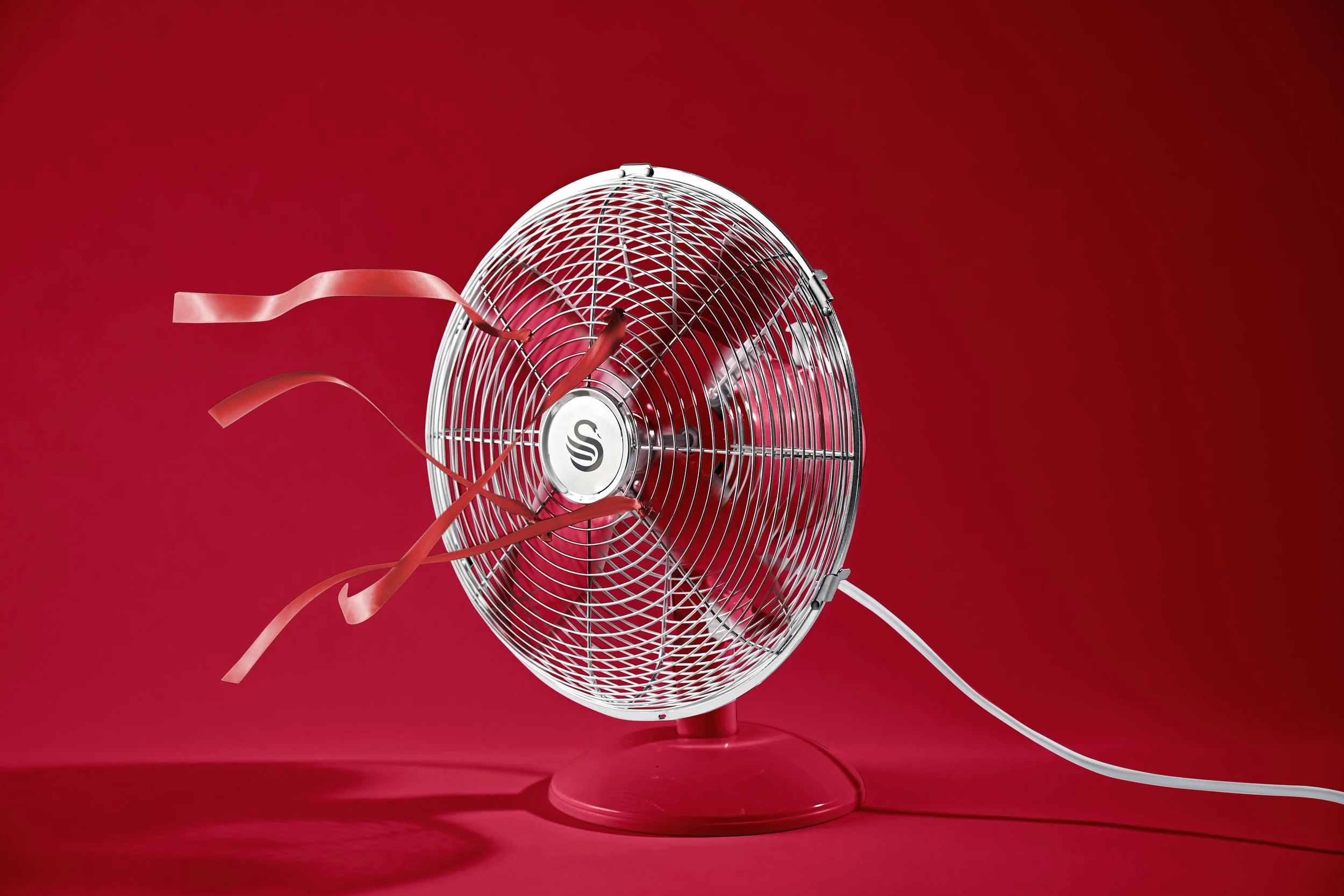 Clock Fan Pastel Wide Red.jpg