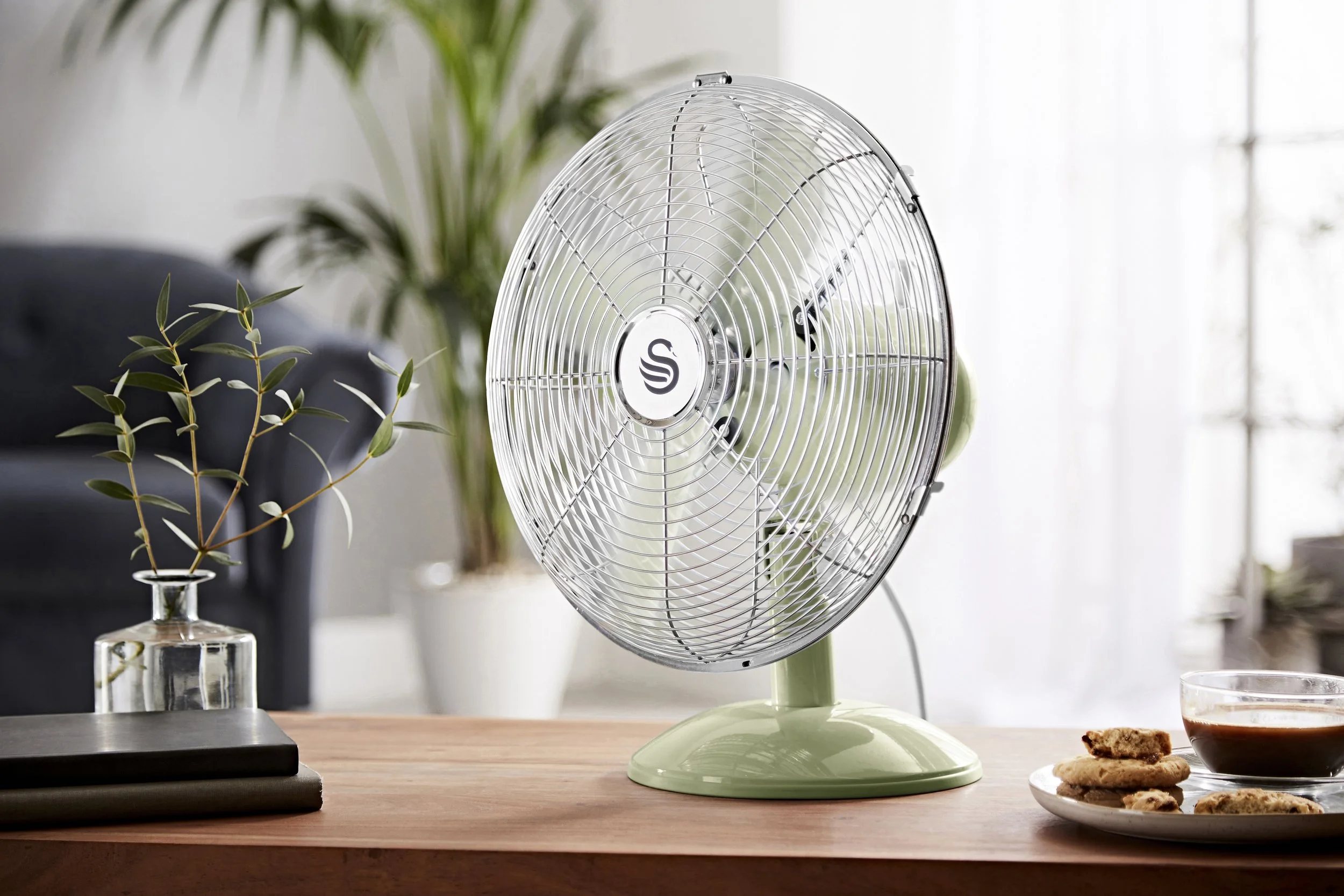 Swan Desk Fan Wide Green.jpg