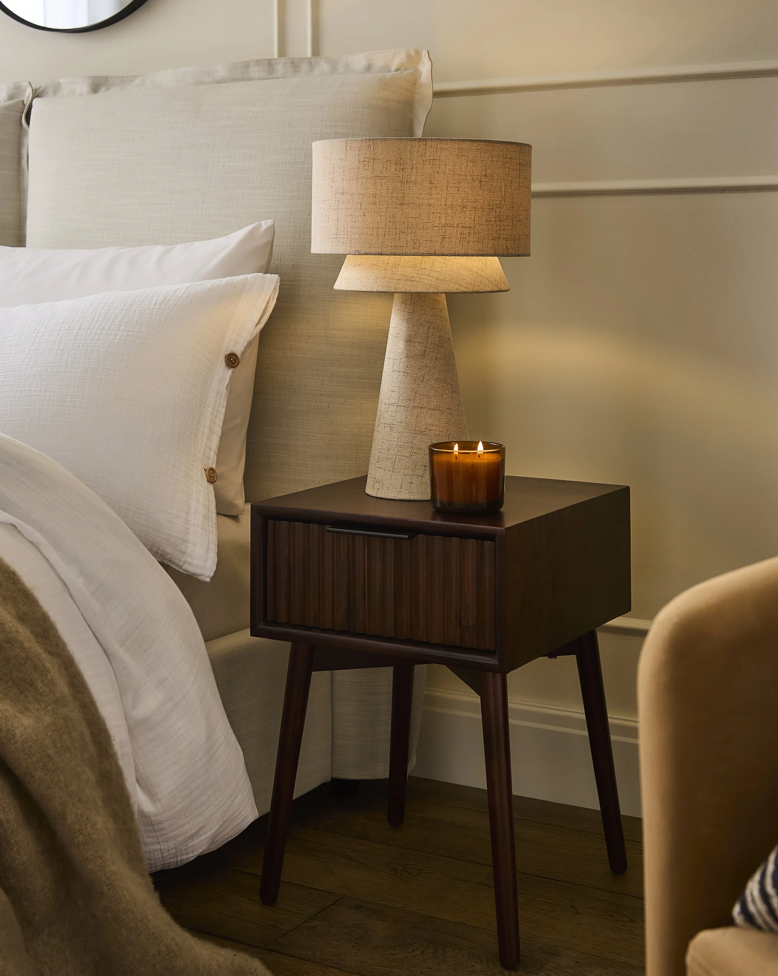 Sloane bedroom content cameo 6.jpg