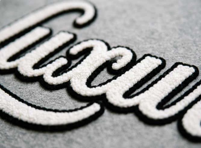 Grey │T-Shirt
