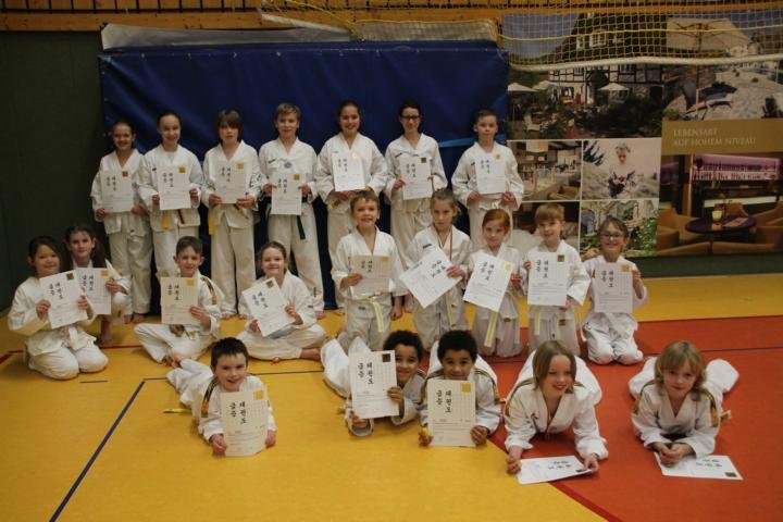 Gürtelprüfung beim Taekwondo-Sport-Letmathe trotz Corona