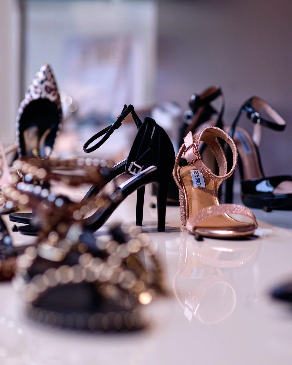 Vetrina estiva Ben Nevis Donna Cesenatico, viale G. Carducci 96/b.