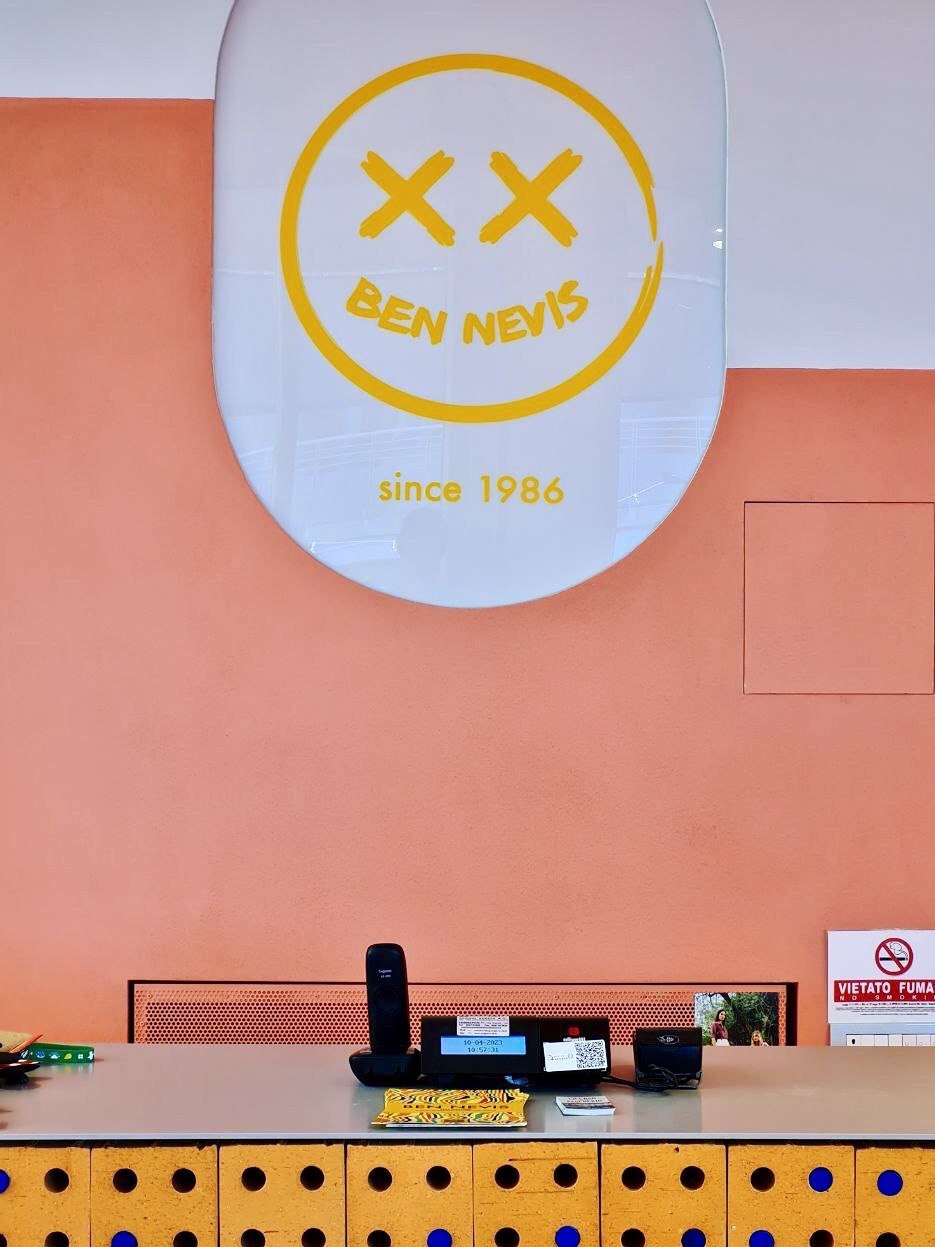 Interno negozio Emporio Ben Nevis Cesenatico, viale G. Carducci 8.