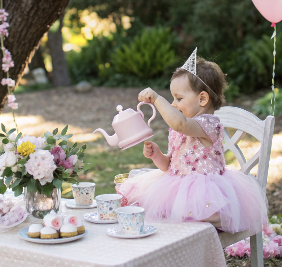 Guest 2 Years & Under