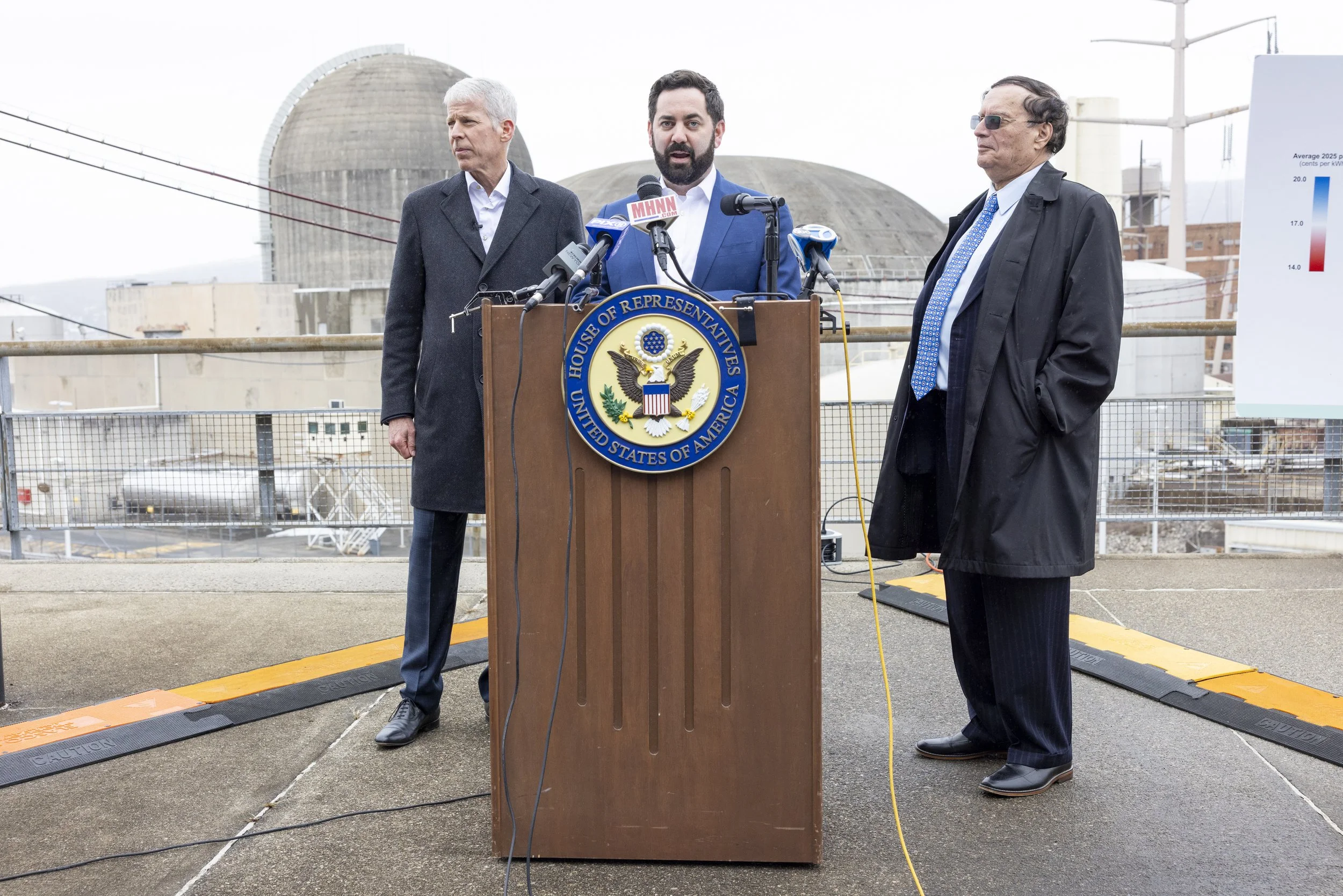 Officials Push to Reopen Indian Point Nuclear Plant as Energy Costs Surge in New York