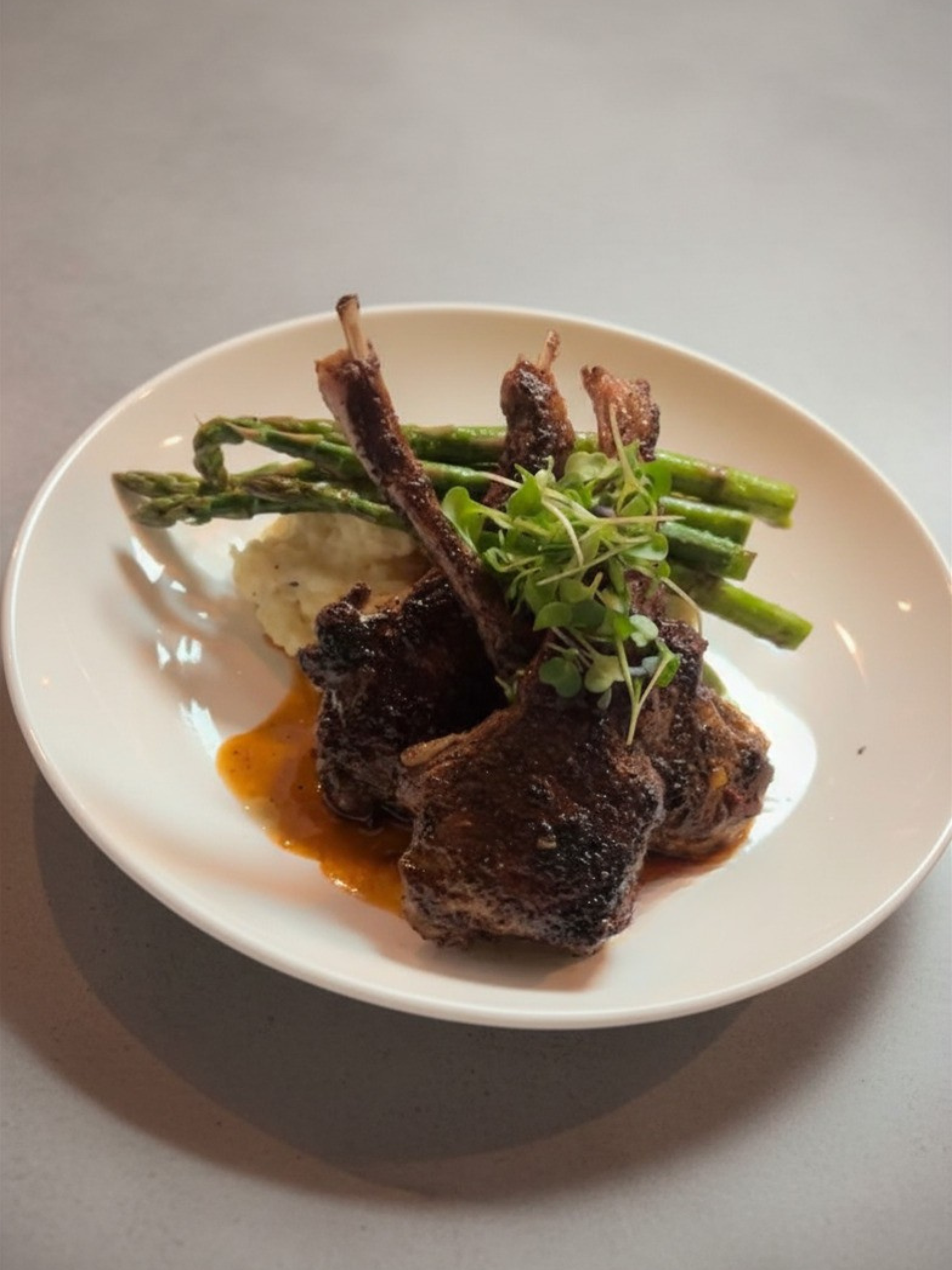 Pan seared lamb, truffle mash, asparagus