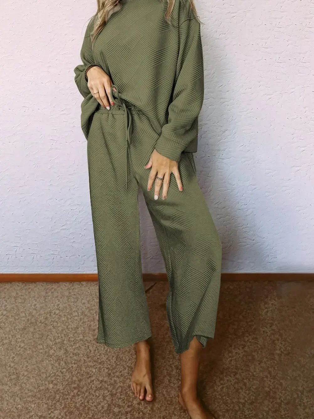 Love Soft - 2 Piece - Slouchy Outfit - True to Size - Angle Length