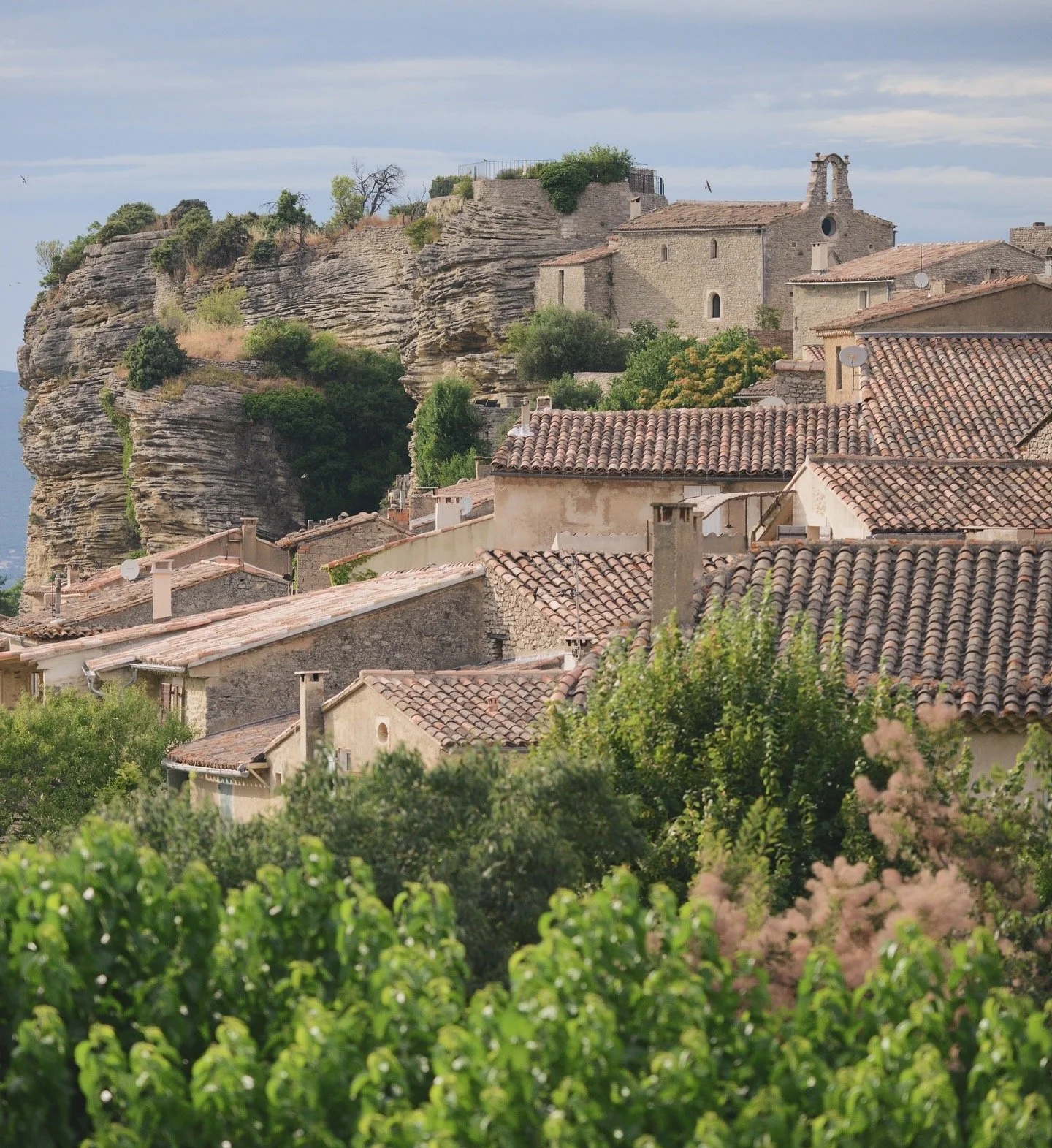 Luberon Saignon wellness retreats and slow travel by Luxe Provence experiences. Discover the slow life with Luxe Provence Experiences.
