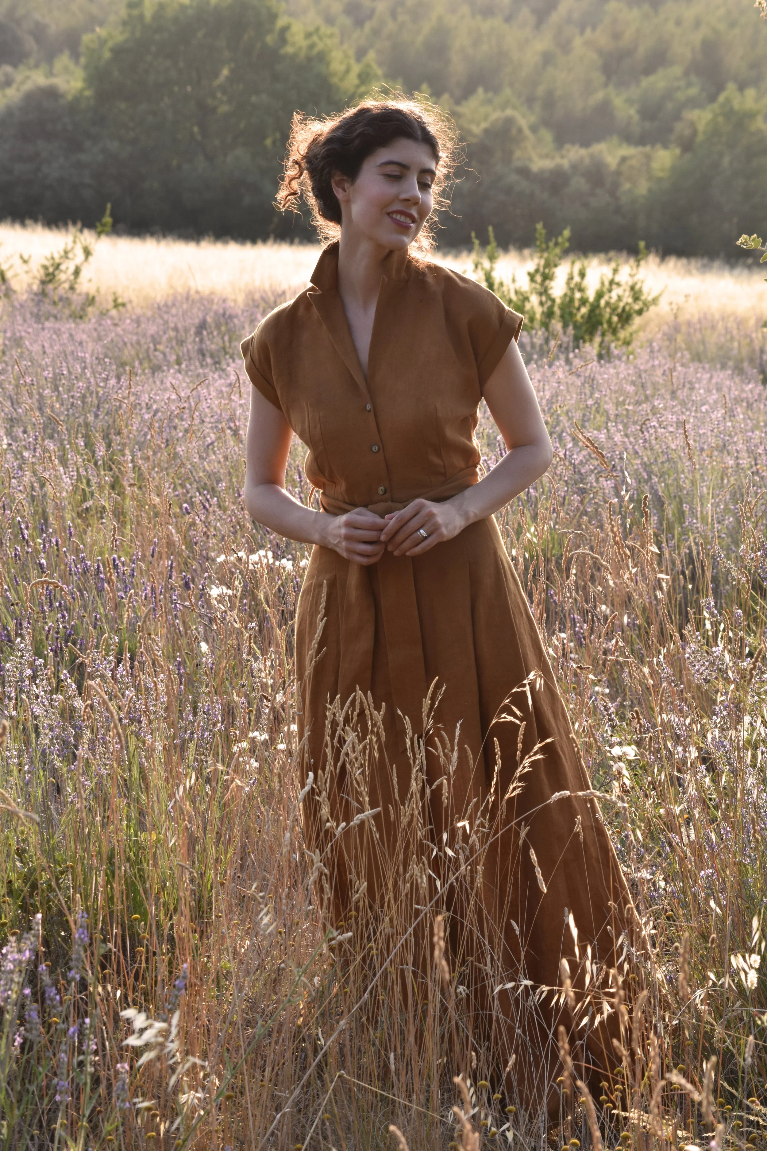 Slow living, wellness retreats in nature in Provence by Luxe Provence Experiences, Louise Pascal for Luxe Provence in our audrey linen jumpsuit.