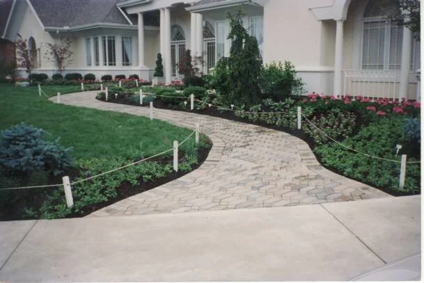 walkways Grindstone Pavers Dayton Ohio 7.jpg