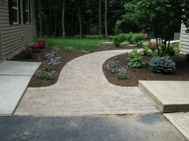 walkway Grindstone Pavers Dayton Ohio 10.jpeg