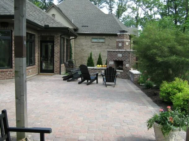 Grindstone Pavers Paver patio 12.jpeg