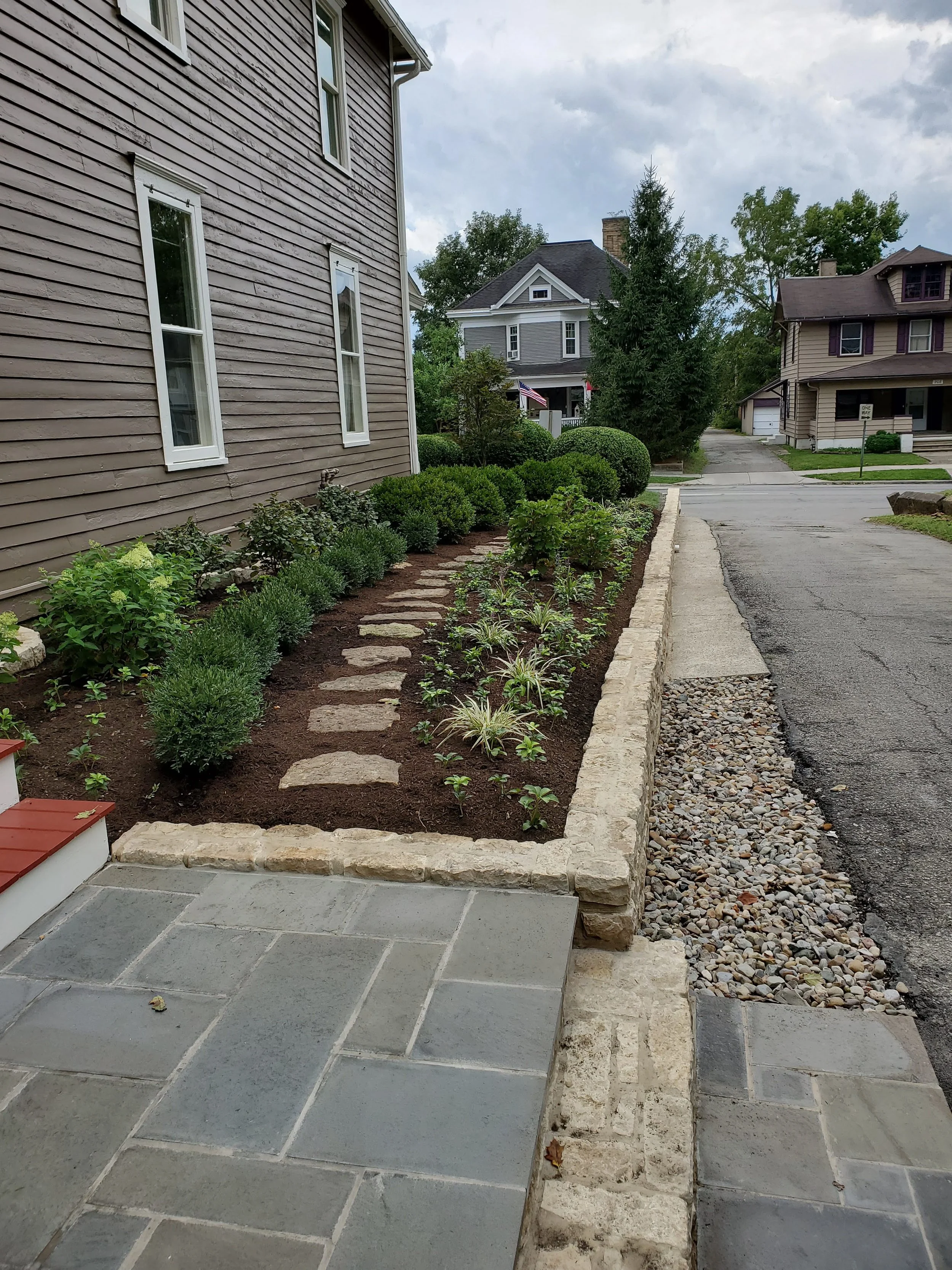 Paver and stone retaining entrance.jpg