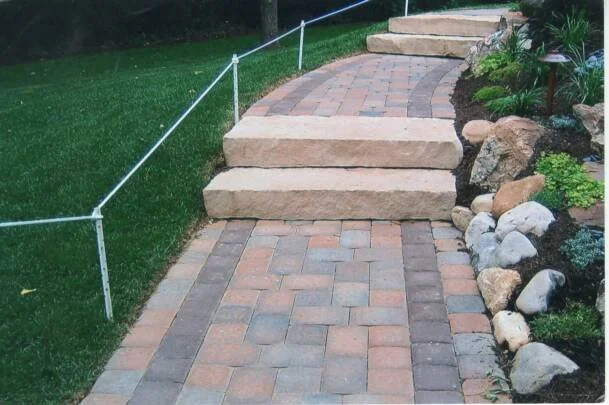 Walkway stone pavers Grindstone Pavers Dayton Ohio 4.jpg