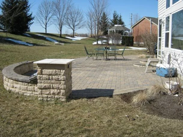 Grindstone Pavers Paver patio 10.jpeg
