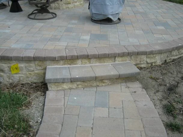 walkway pavers Grindstone Pavers Dayton Ohio 3.jpeg