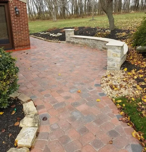 Paver patio 11.jpg