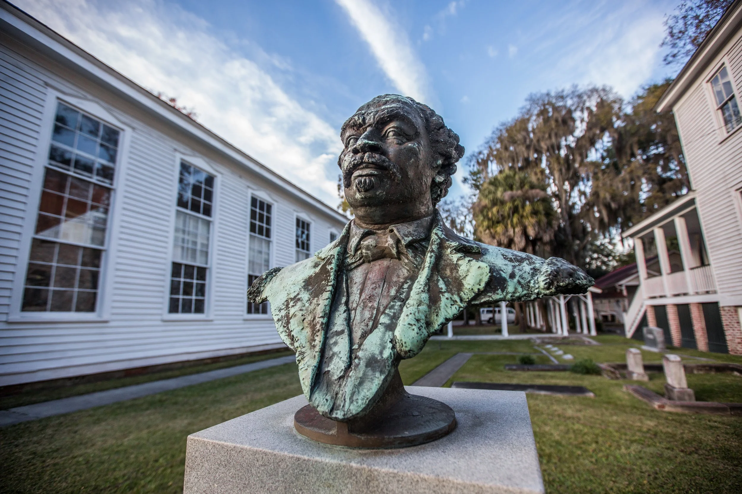 Statue in Beaufort.jpg