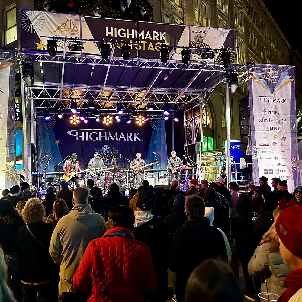 Pittsburgh Light Up Night Highmark Main Stage