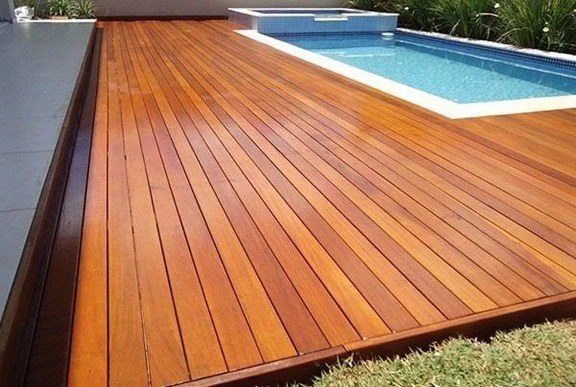 WOOD DECK AND POOL