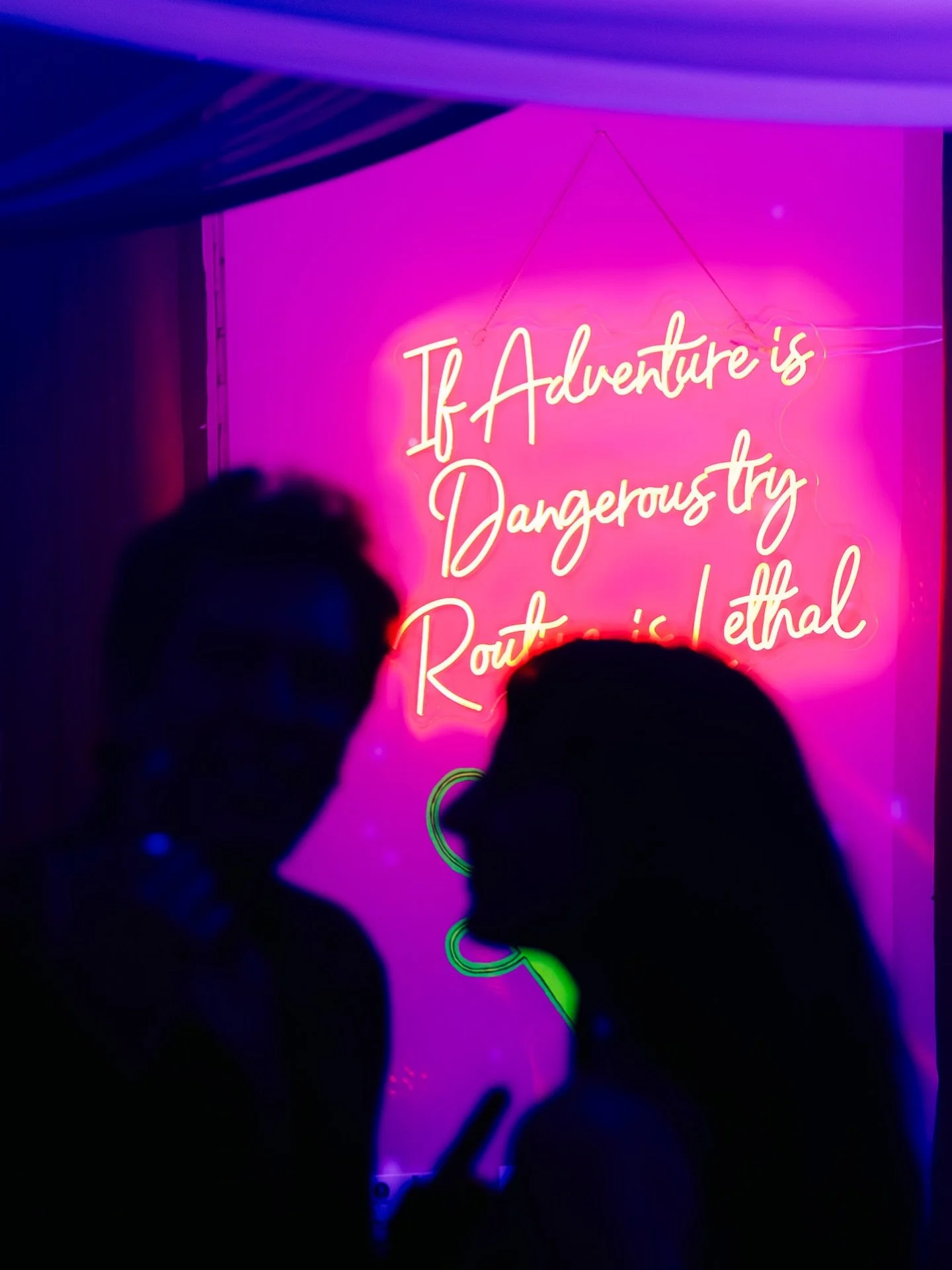 If adventure is dangerous, try routine. It&rsquo;s lethal 🏴&zwj;☠️

📸 @ohmistahjay at The Strip, August 15, 2025

🌑🦉🎰

#NightOwls #TheStrip #Immersive #nycevents #nycnightlife