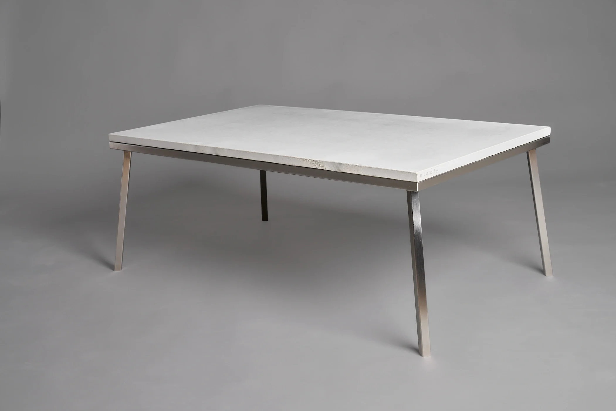 alapfy-manufactura-x400-concrete-coffee-table-white.webp