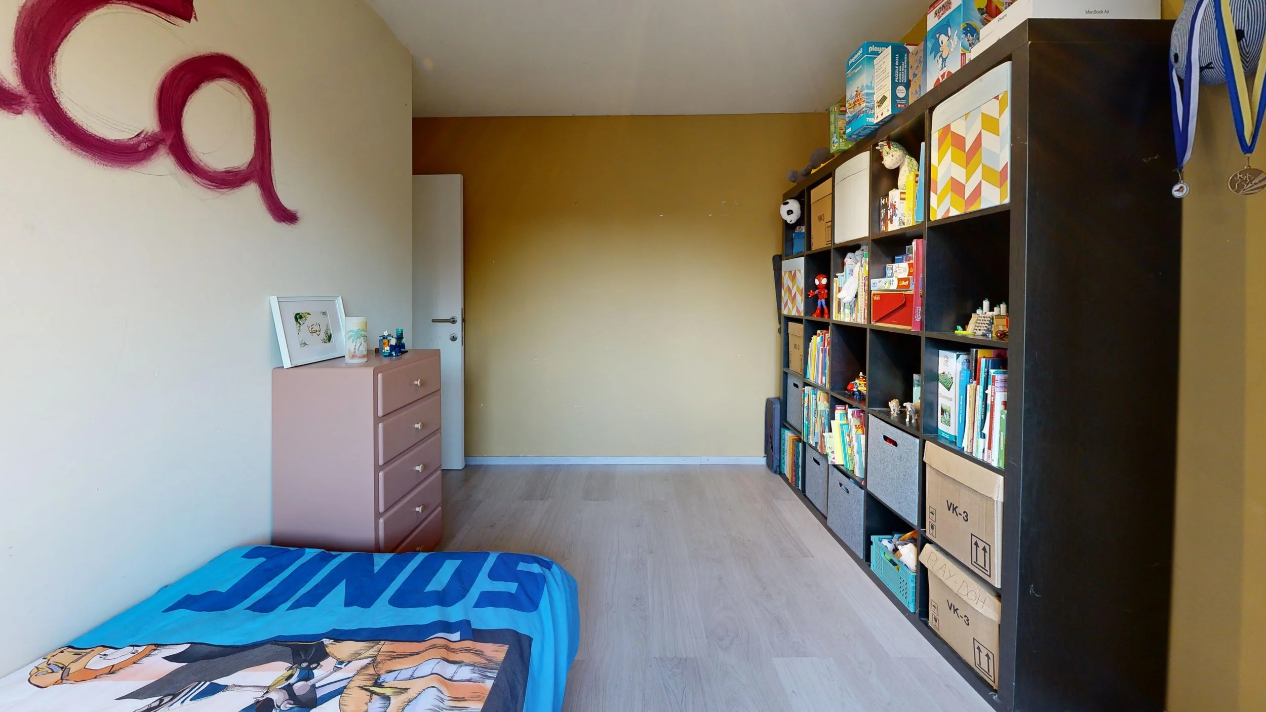 House-for-sale-in-Beersel-1652-108m-Bedroom 2.jpg