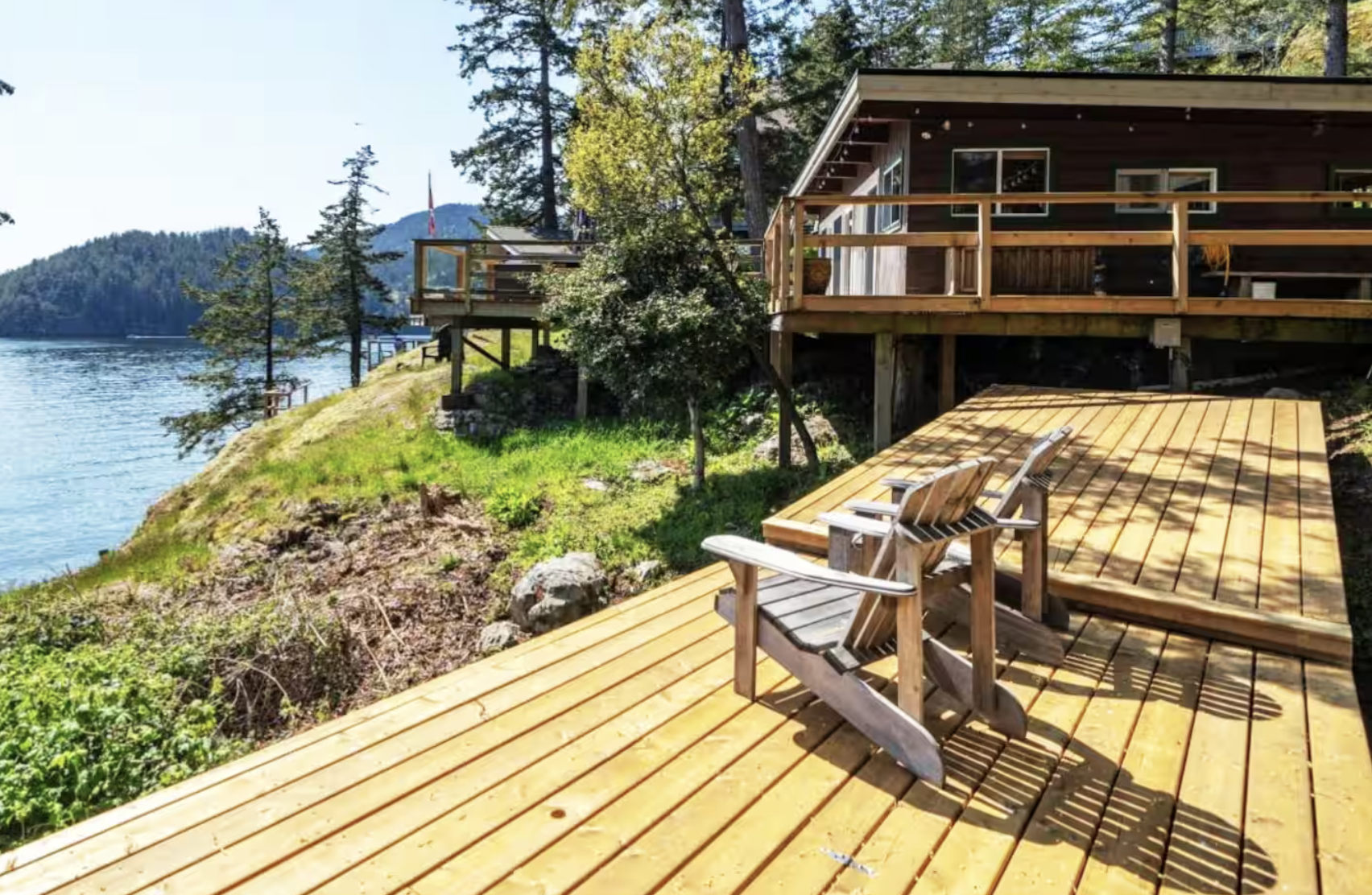 Yoga or coffee deck above the sea, next to SALT cabin. 