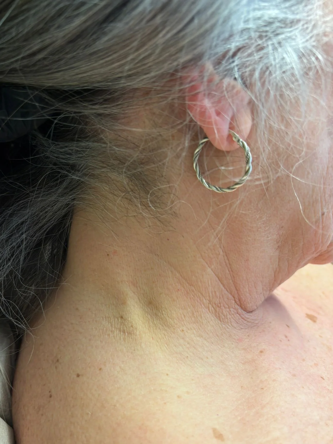 neck+tag+after.png