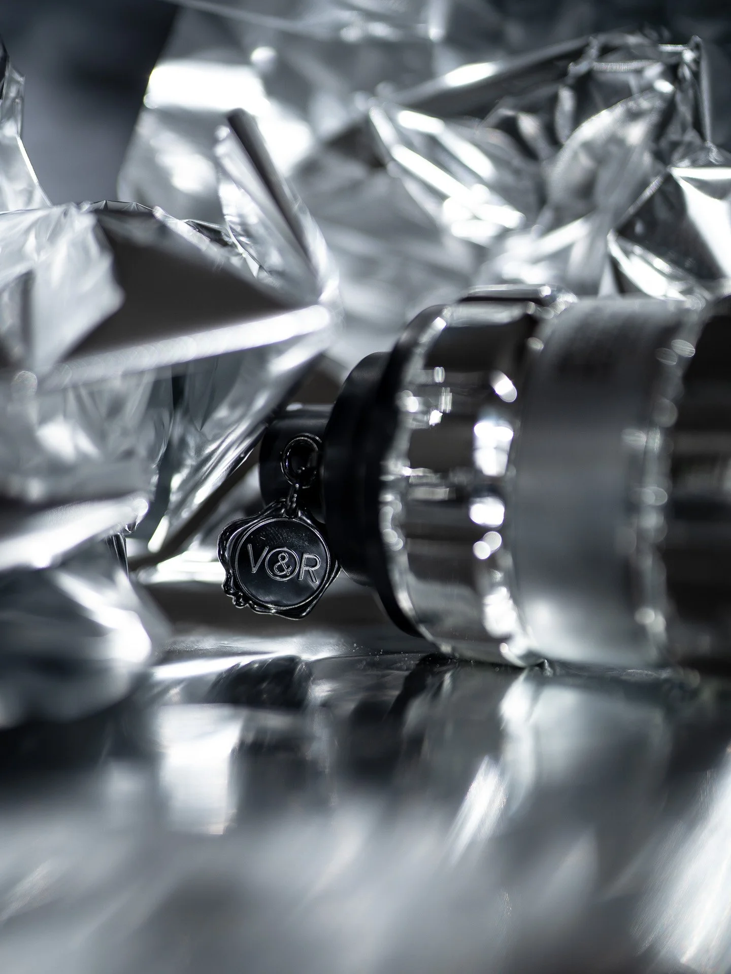 Viktor&Rolf Metallic Musk fragrance captured in metallic background