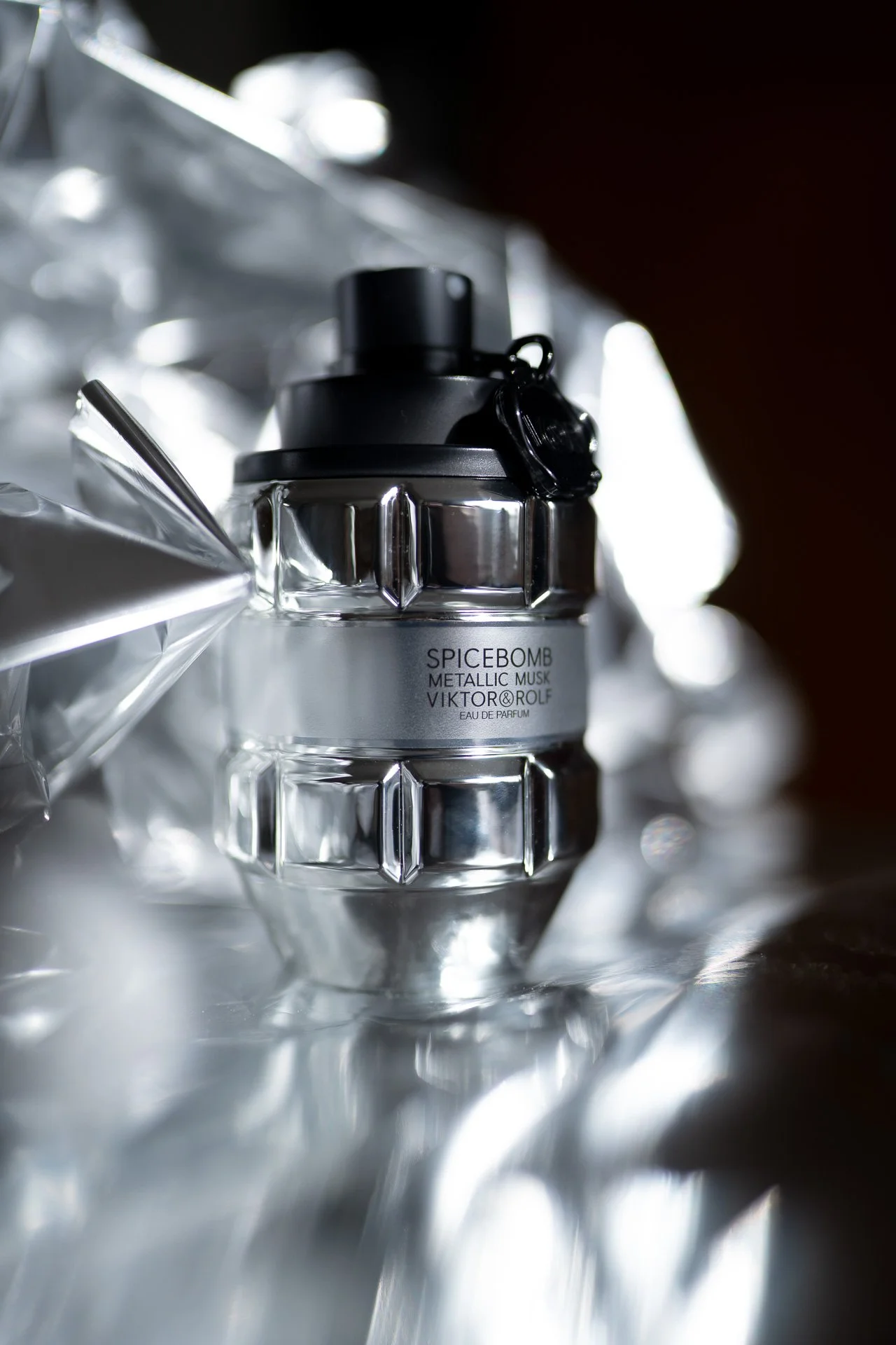 Viktor&Rolf Metallic Musk fragrance captured in metallic background
