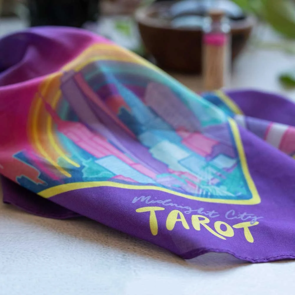 Tarot-Cloth-w.jpg