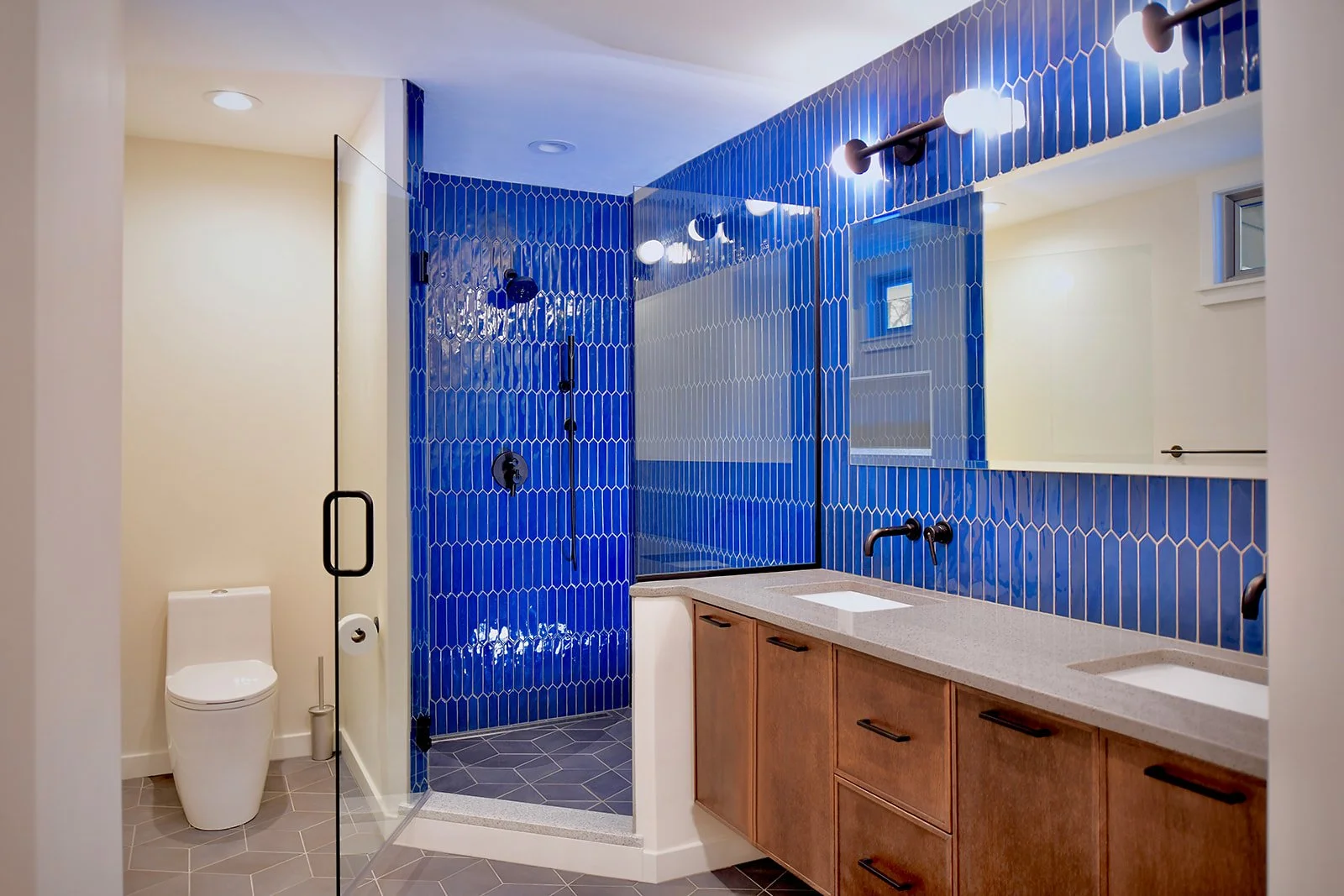 Blue Bathroom 5.jpg