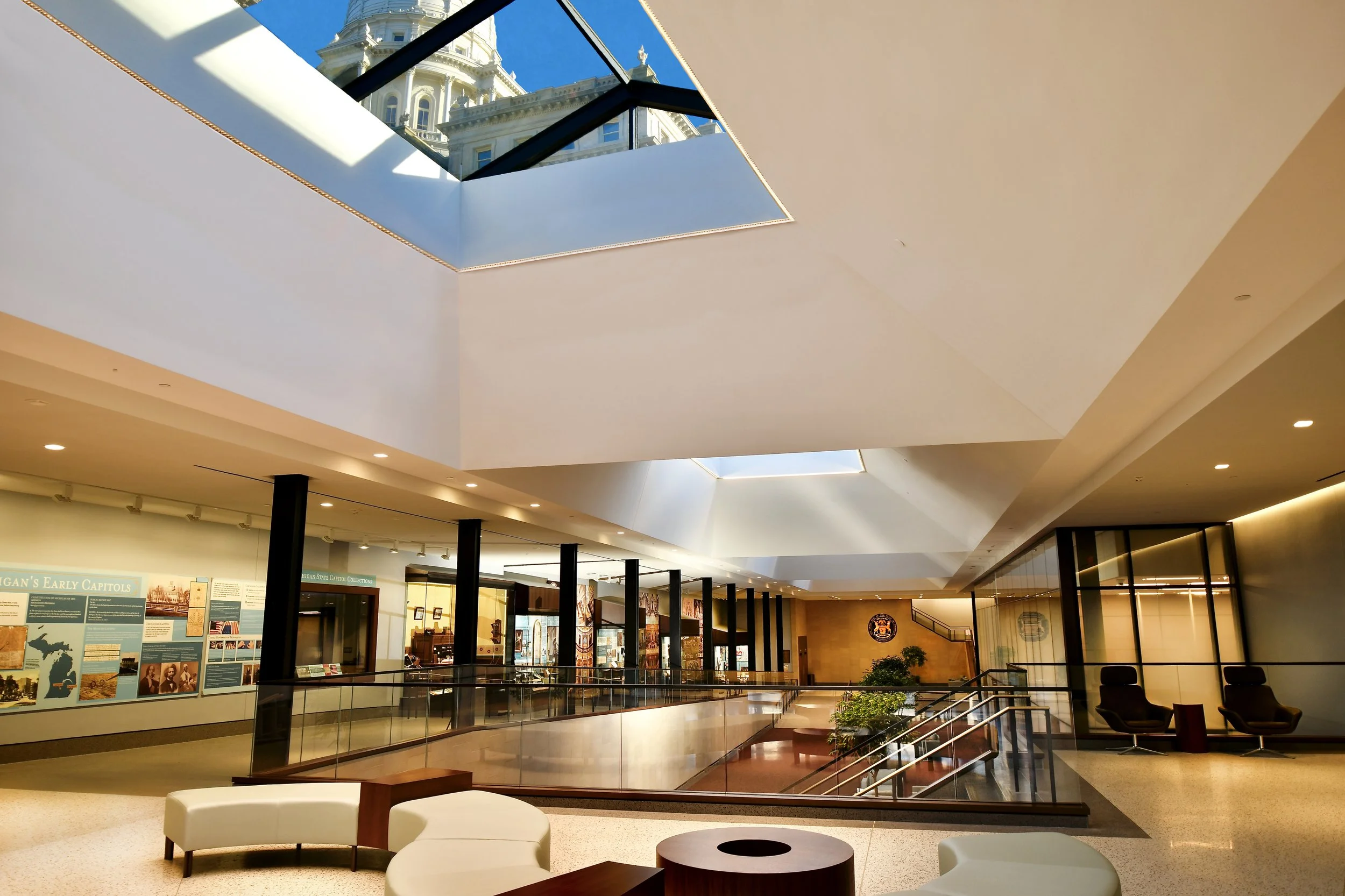 Main hall - no PC-e full length - with dome.jpg