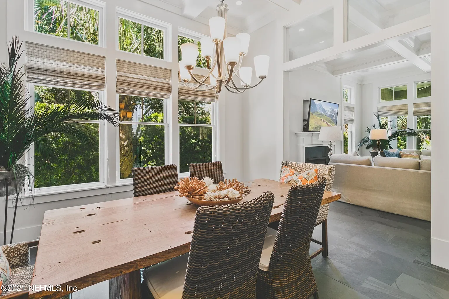 beach ave dining room.webp