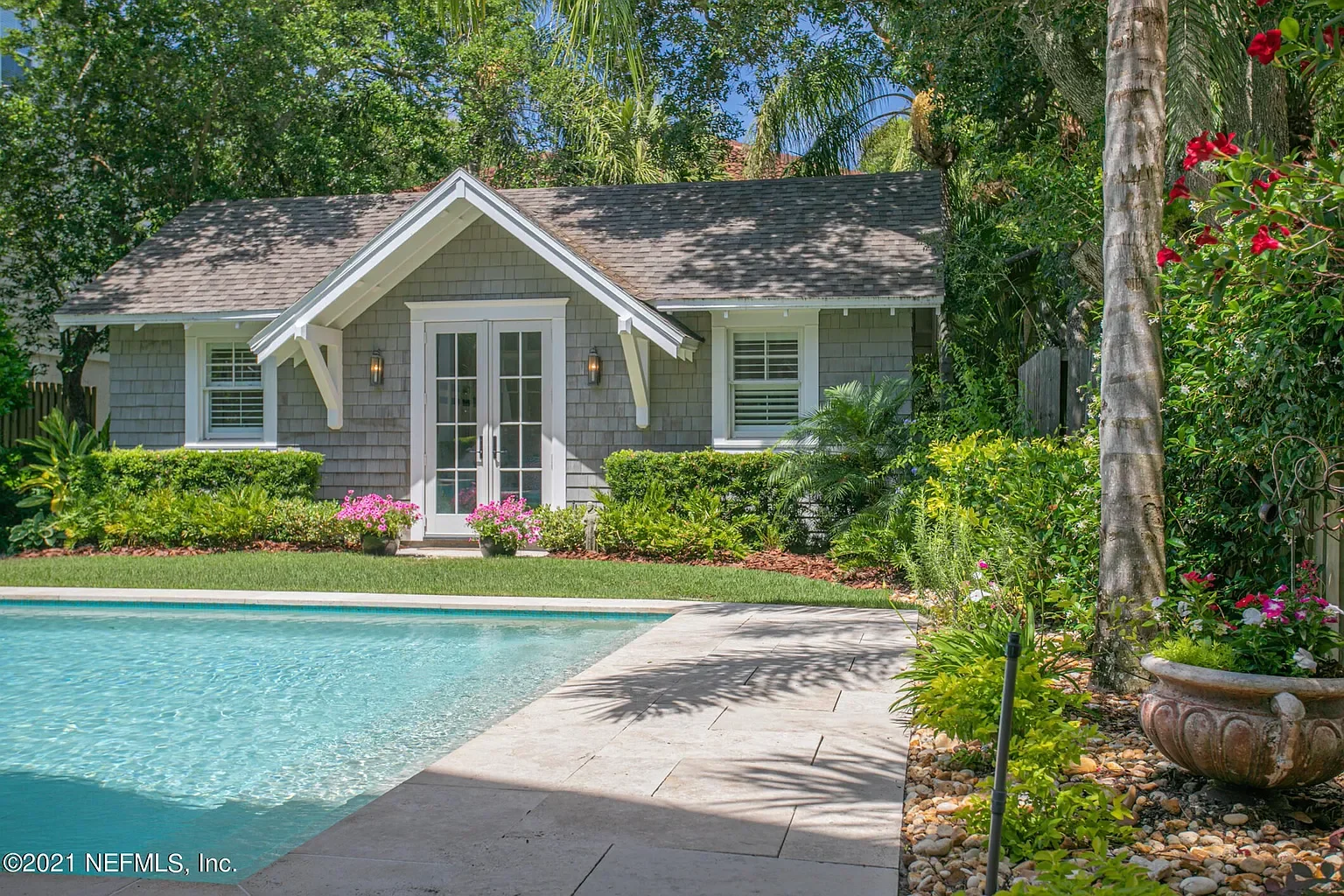 beach ave pool house.webp