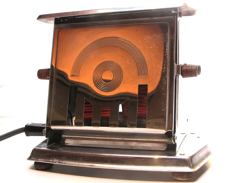 ITEM 080-91: Vintage Toaster
