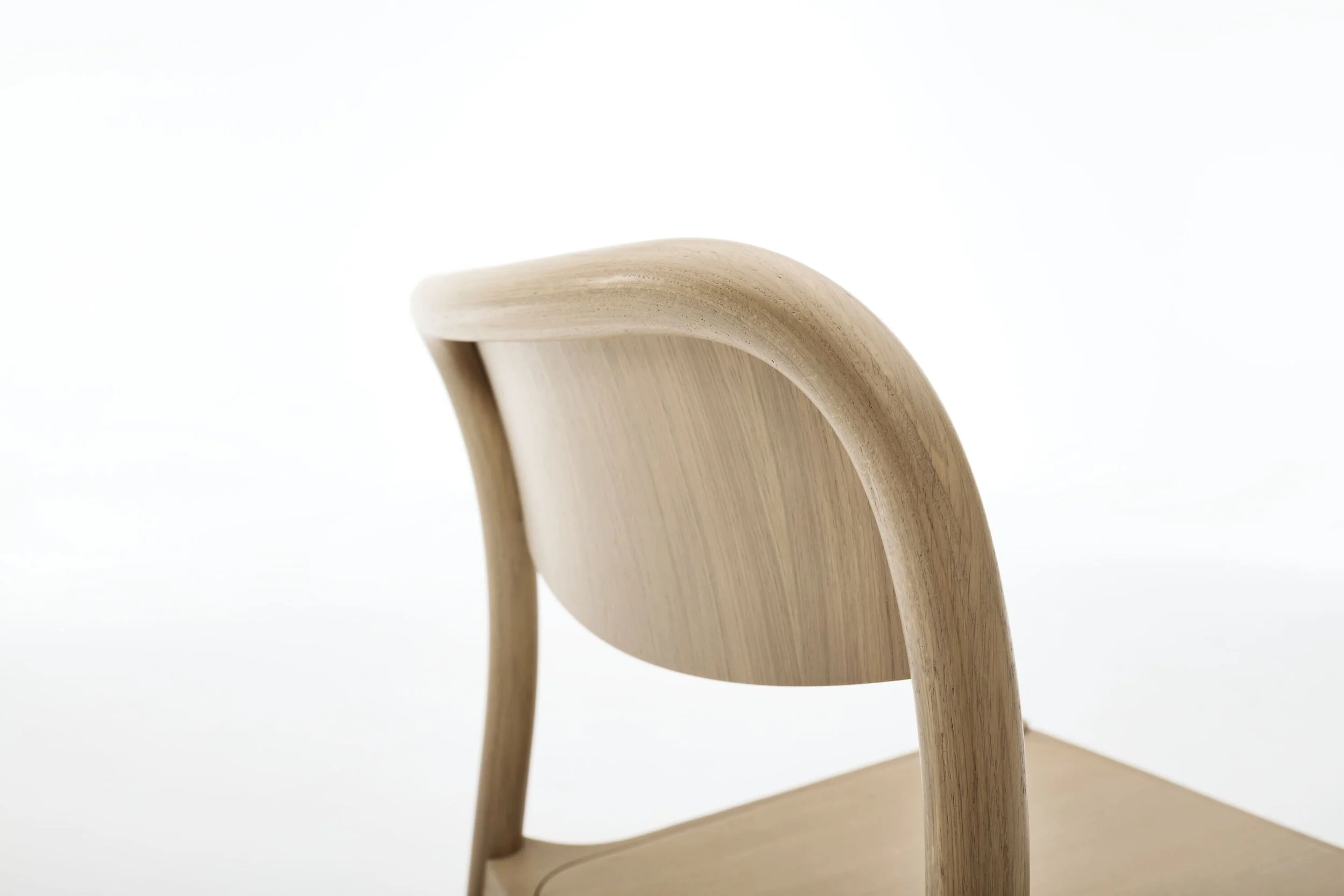 Medium_N56_Laru_Back Detail.jpg