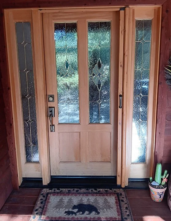 Phantom Wood-Grain Legacy on a Front Door - Retracted Position
