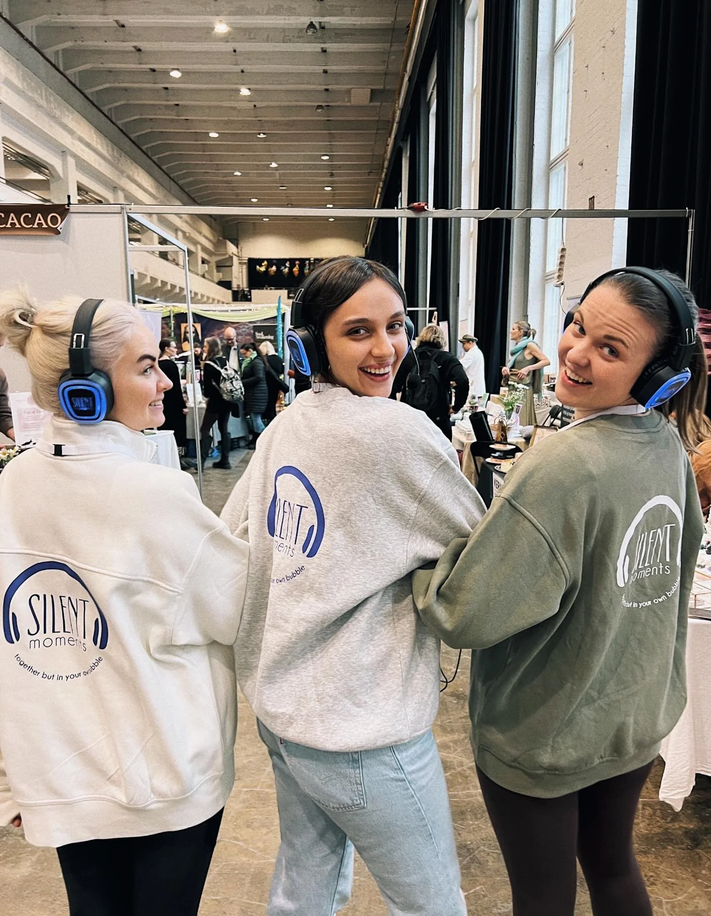 Thank you to everyone who joined us at @joogafestivalfi 🧡

The weekend was filled with heartfelt encounters, genuine smiles, and moments of true connection. A special thank you to everyone who participated in our very first official Silent Yoga clas