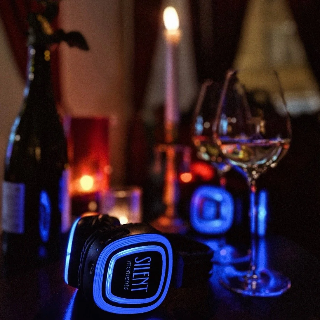 Silent Yoga & Wine (120 min) |  Next event to be launched soon