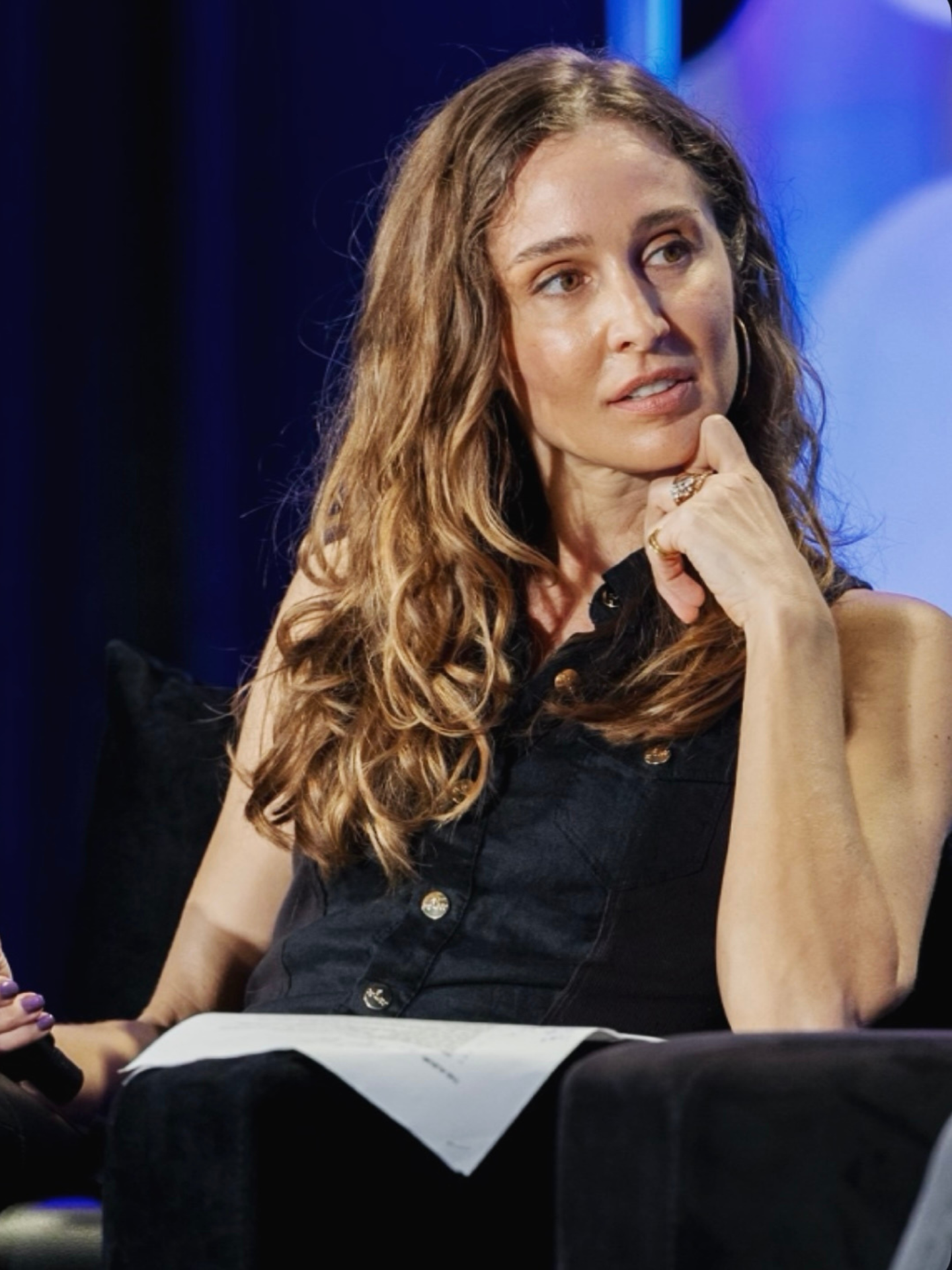 Katie 
Bain - Billboard