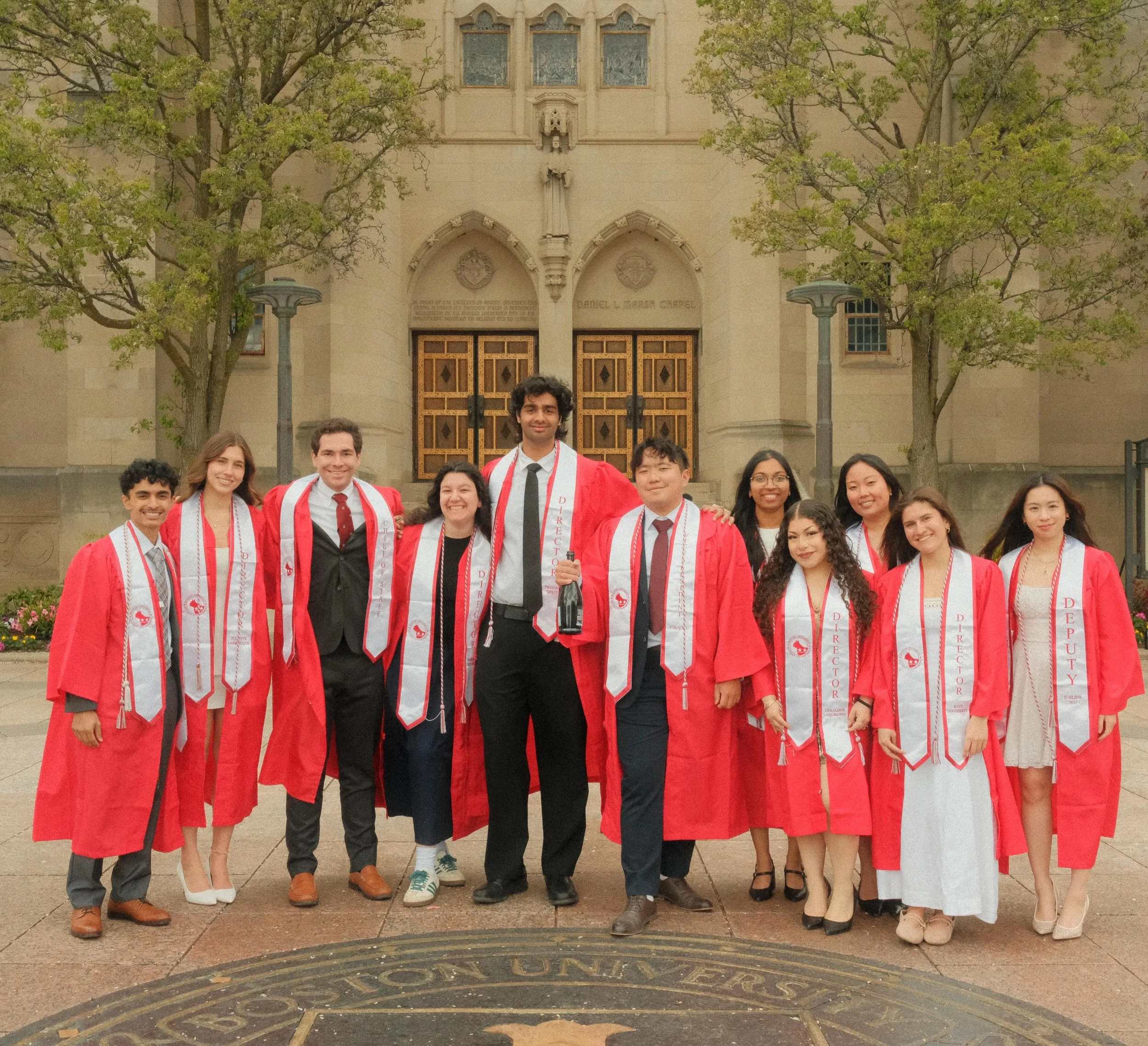 A heartfelt farewell to all of our graduating seniors, congratulations to the class of 2026 ❤️🎉🍾!!

📸: @duru_yuceturk @t.ohni