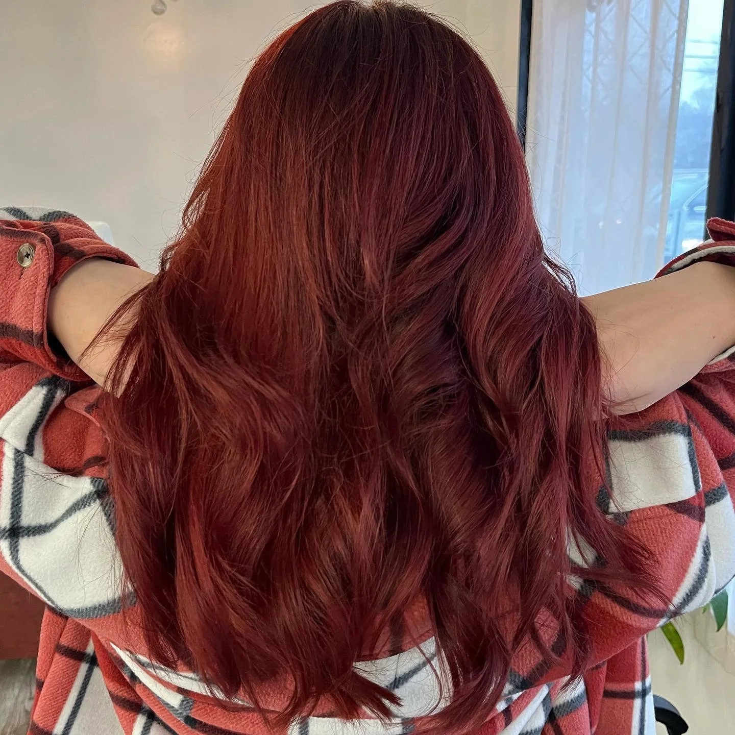 Everyone loves a good red! &hearts;️ (This client is usually platinum blonde) she wanted a change . Giving us lava girl vibes ! &hearts;️🔥