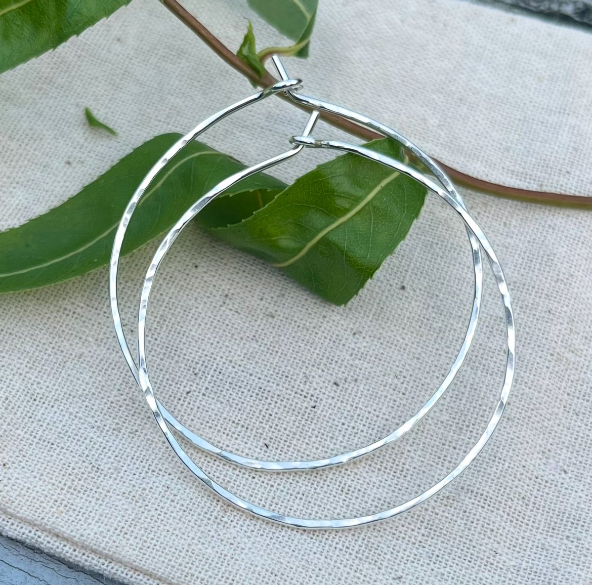 Classic Hammered Hoops, Large