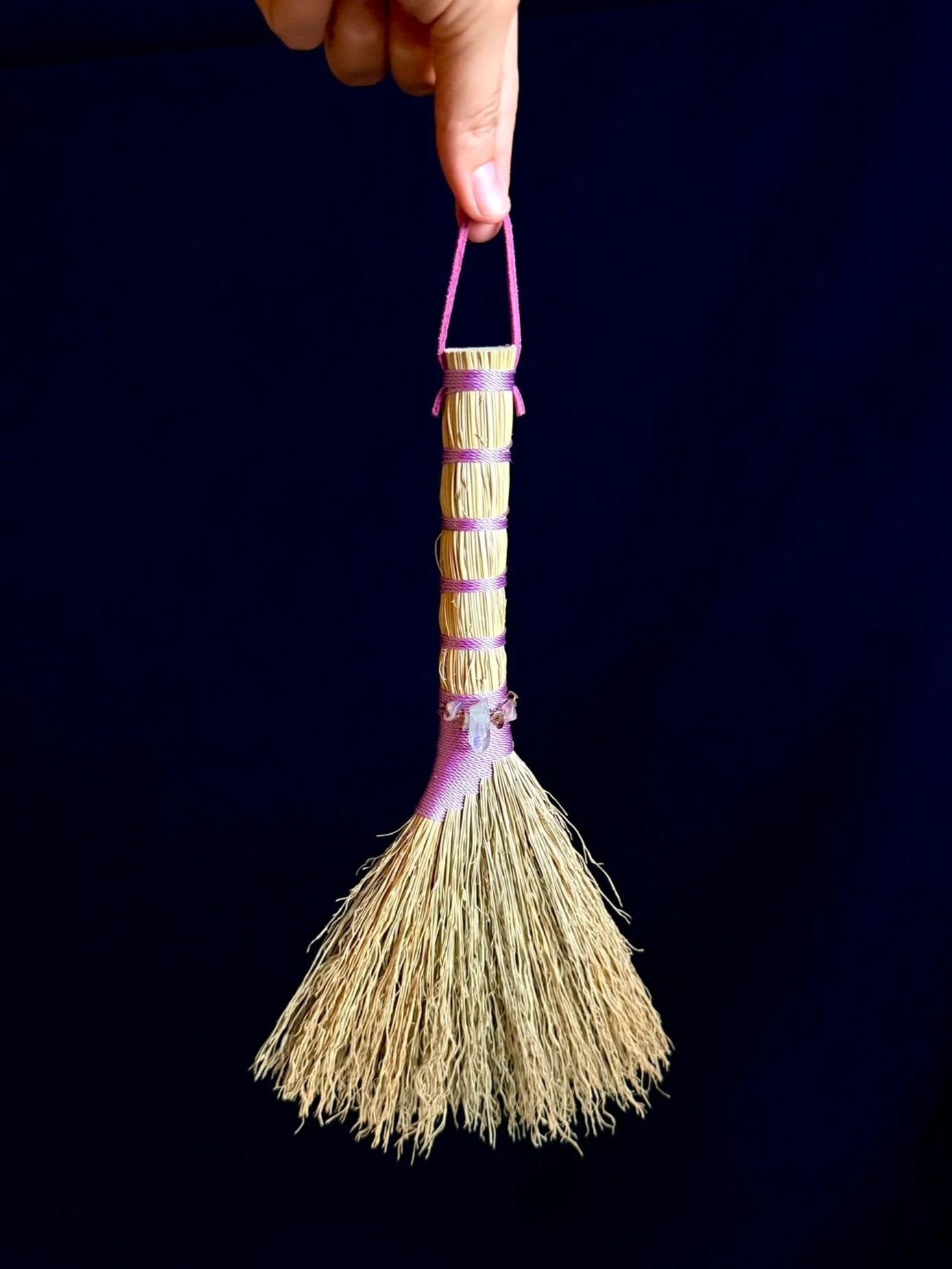 "Luma" Whisk Broom