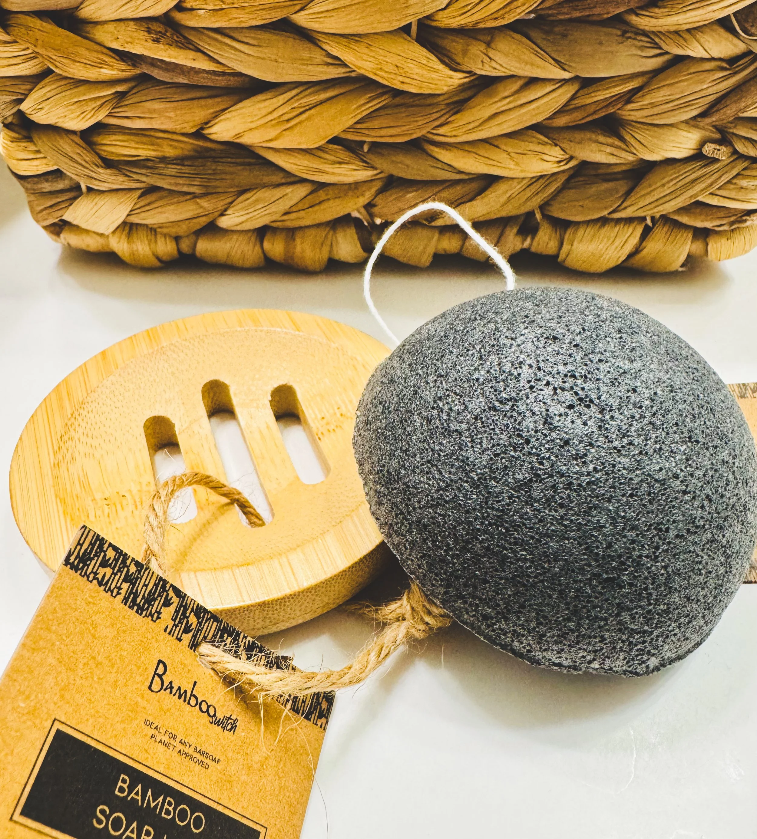 The Naked Root | 100% Plant-Based Konjac Sponge