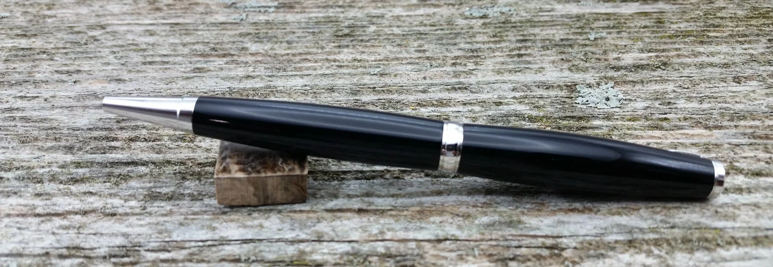 Parus Pen ballpoint twist pen with rhodium hardware and black resin rear view